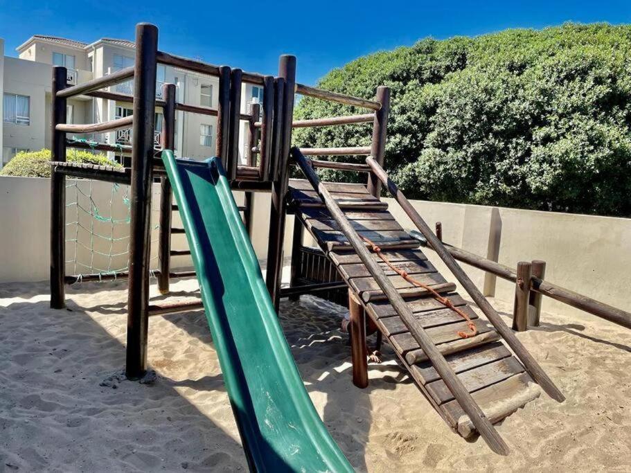 Getaway To Hermanus Beach Club Apartment Exterior photo